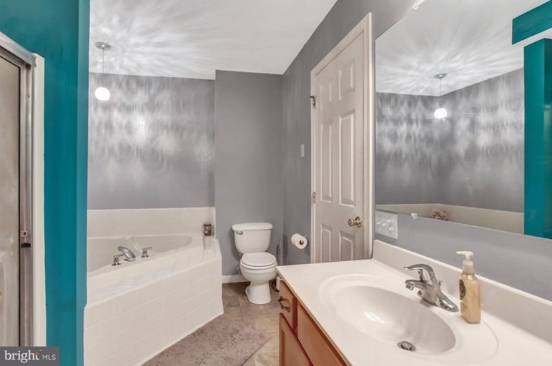 Building Photo - 788 Sylvan Rd