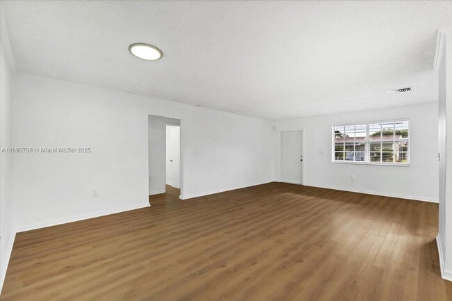Building Photo - 4090 SW 69th Ave
