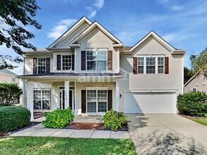 Building Photo - 136 Heywatchis Dr