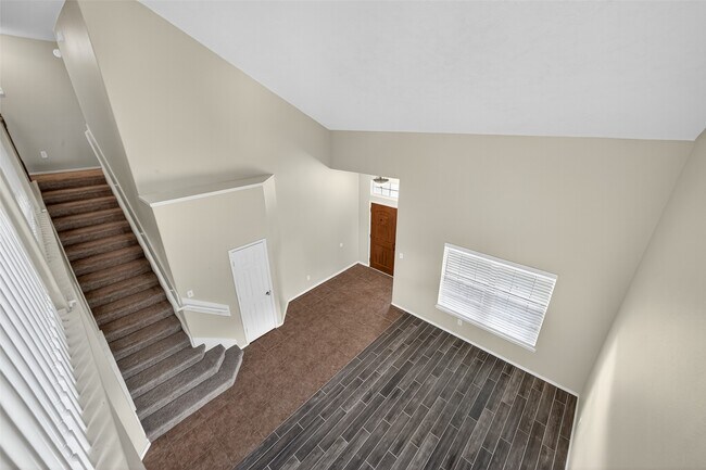 Building Photo - 5006 Mossy Bridge Dr