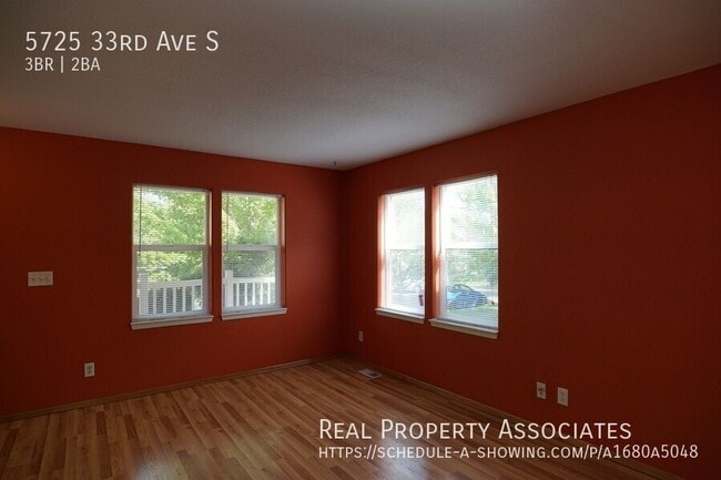 Building Photo - 5725 33rd Ave S