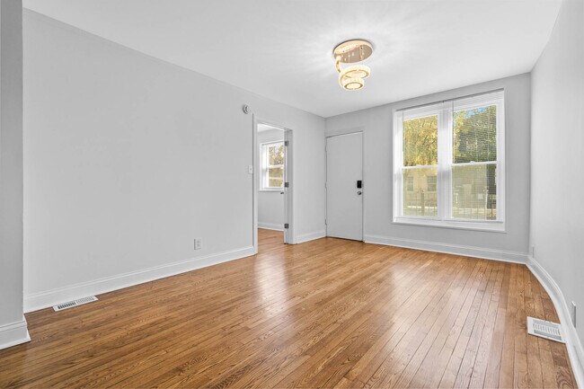 Building Photo - 2228 S. Wood-1