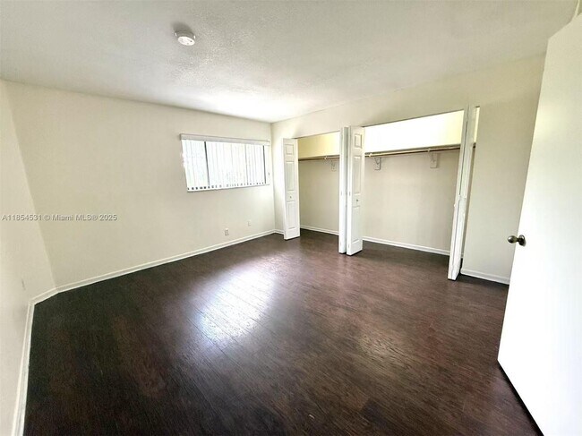 Building Photo - 4094 Sierra Terrace
