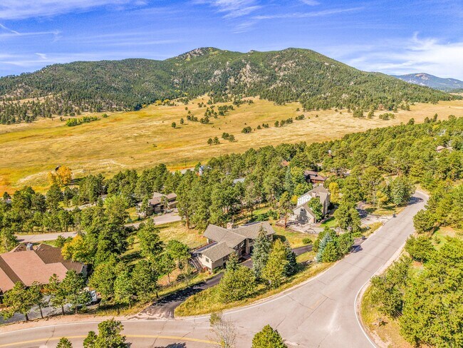 Building Photo - 31340 Brookline Rd