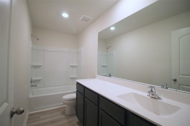 Building Photo - 8031 Vacek Meadows Loop