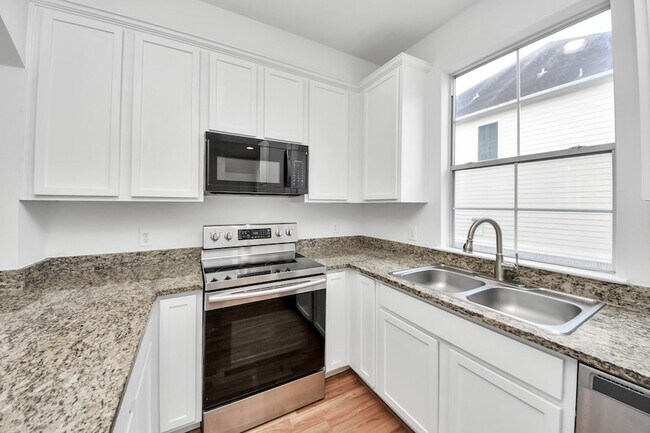 Building Photo - 3001 Murworth Dr