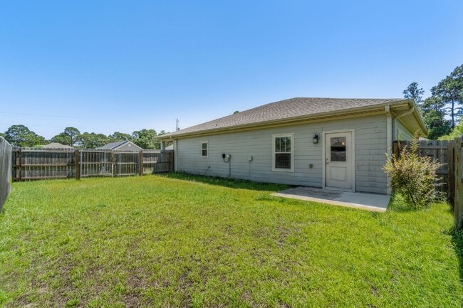Building Photo - 2381 Belmont Dr