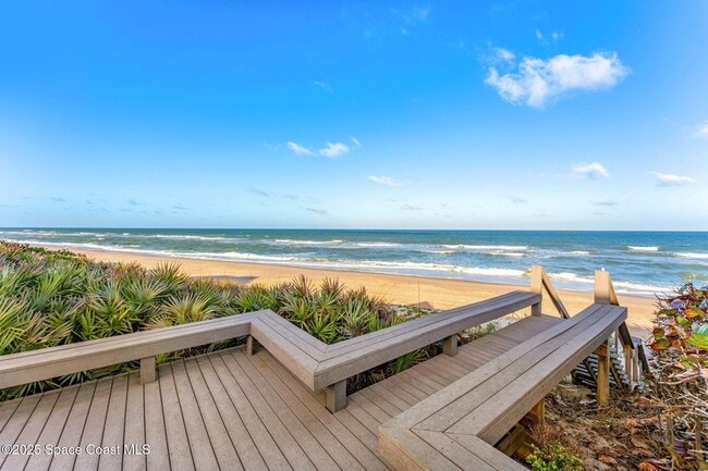 Building Photo - 5795 S Hwy A1A