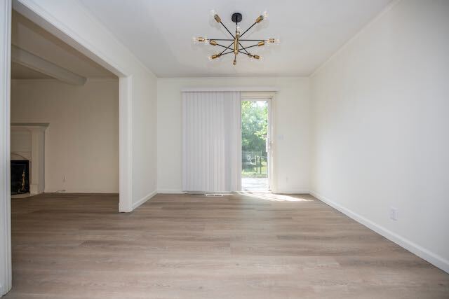 Building Photo - Large Duplex in Far North Peoria