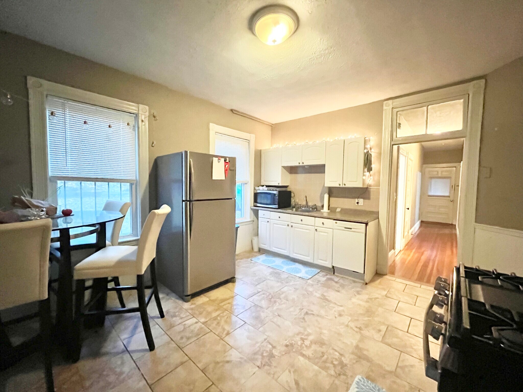 Building Photo - 12 Bucknam St