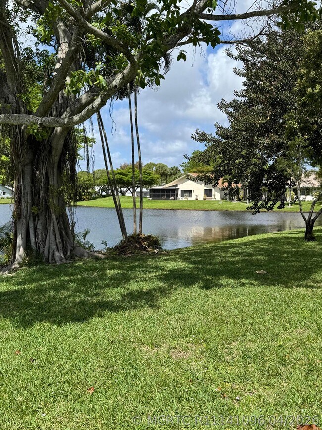 Building Photo - 16843 Boca Delray Dr