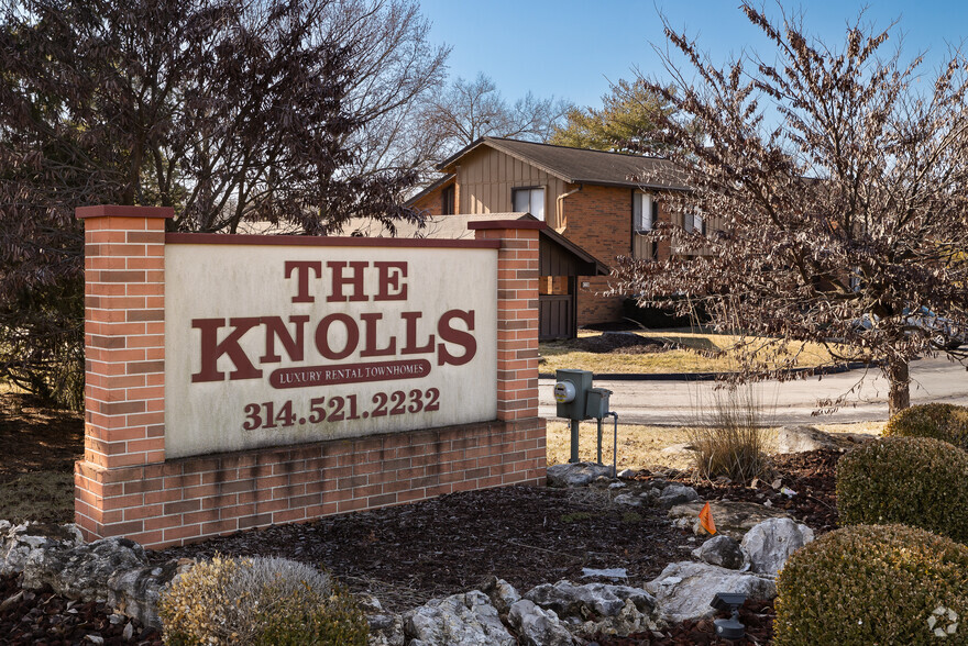 Building Photo - X - The Knolls Townhomes