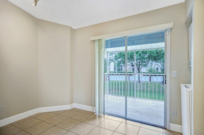Building Photo - 5405 Lake Margaret Dr