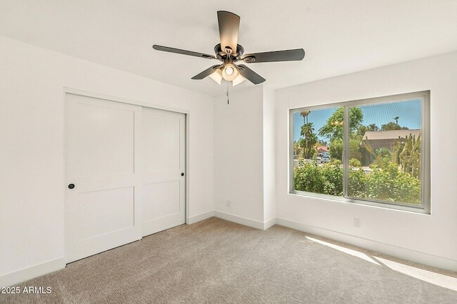 Building Photo - 11128 E Sahuaro Dr