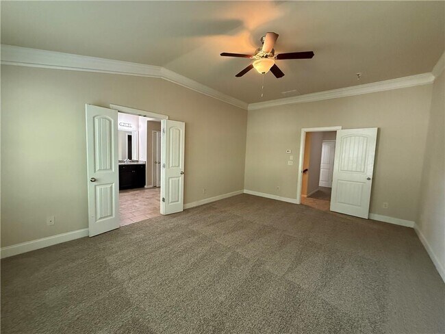 Building Photo - 1045 Township Cir