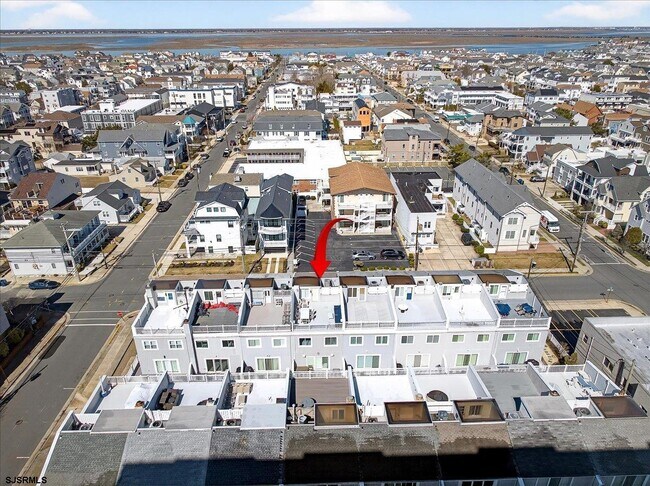 Building Photo - 9616 Pacific Ave