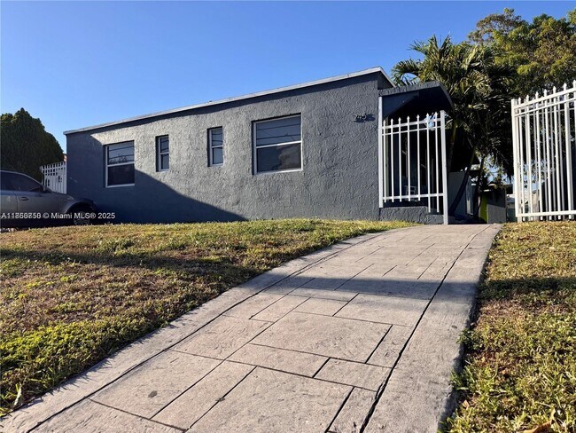 Primary Photo - 1245 NE 110th Terrace