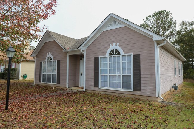 Building Photo - Spacious Home in Moody, AL