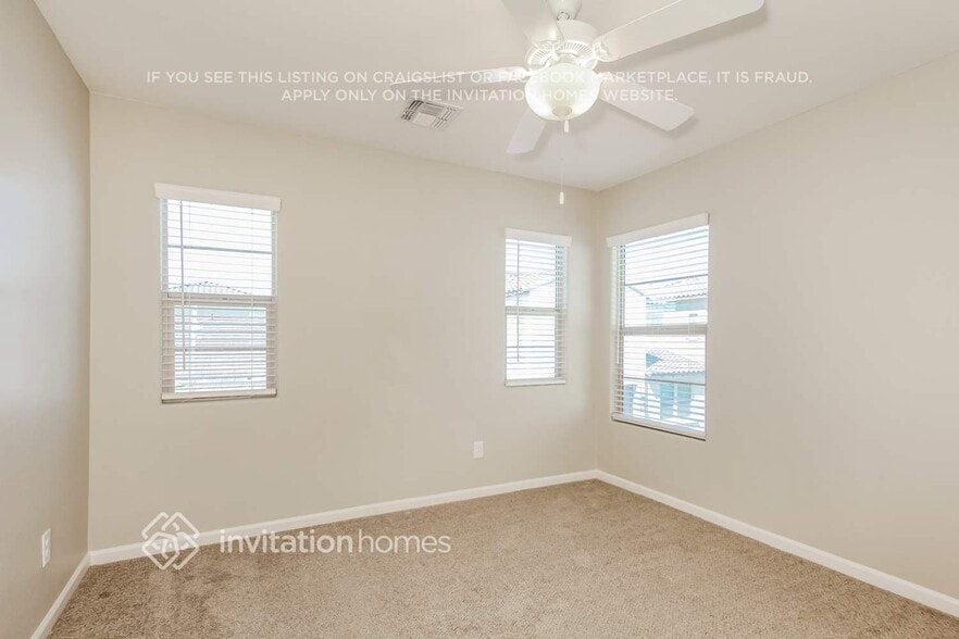 Building Photo - 5005 N 189th Dr