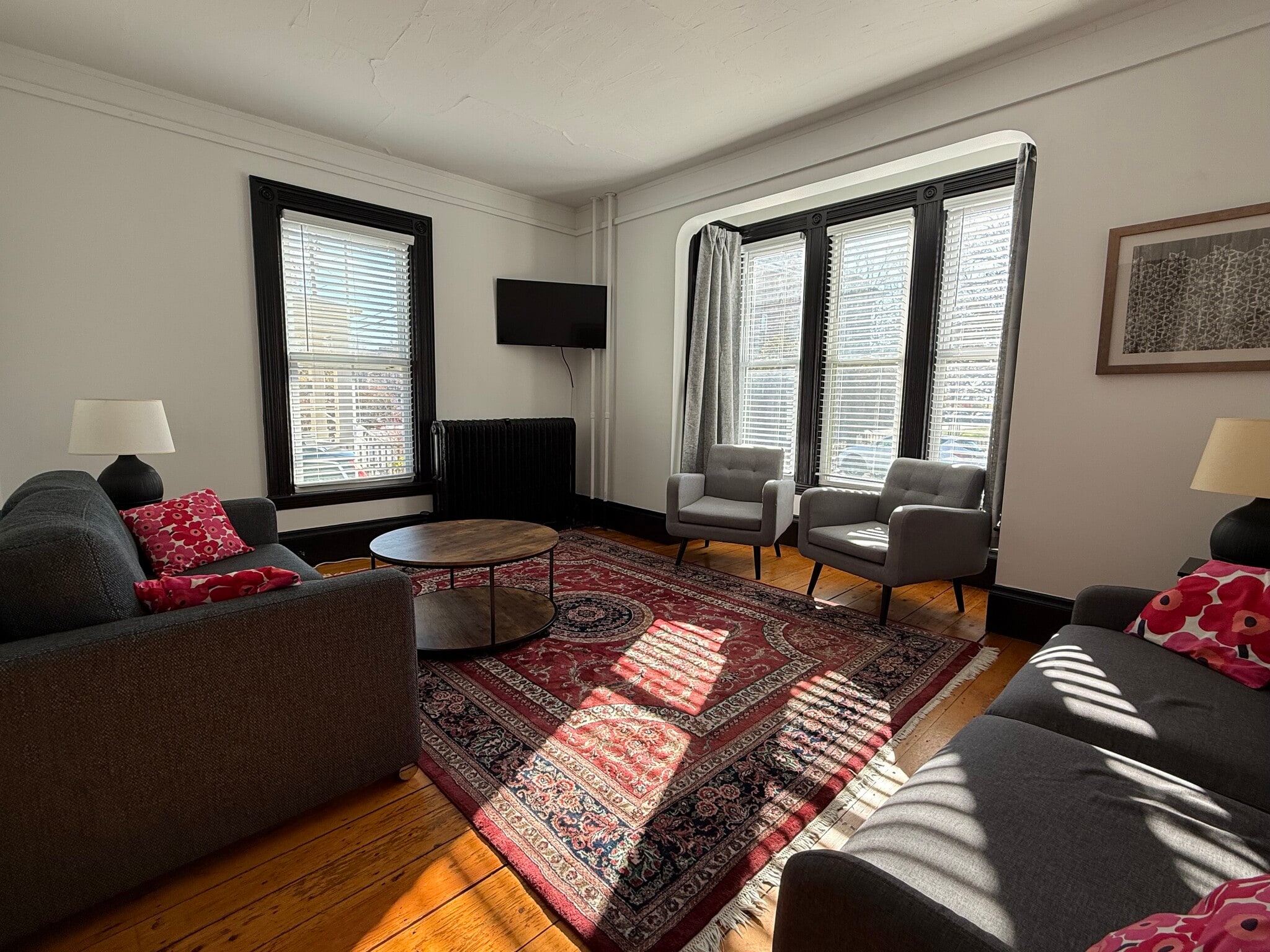 Building Photo - 67 North St