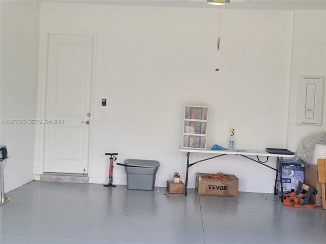 Building Photo - 5426 Pecan Dr