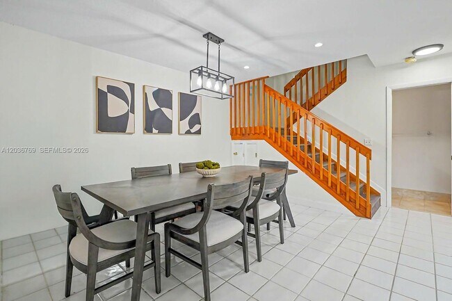 Building Photo - 10994 Neptune Dr