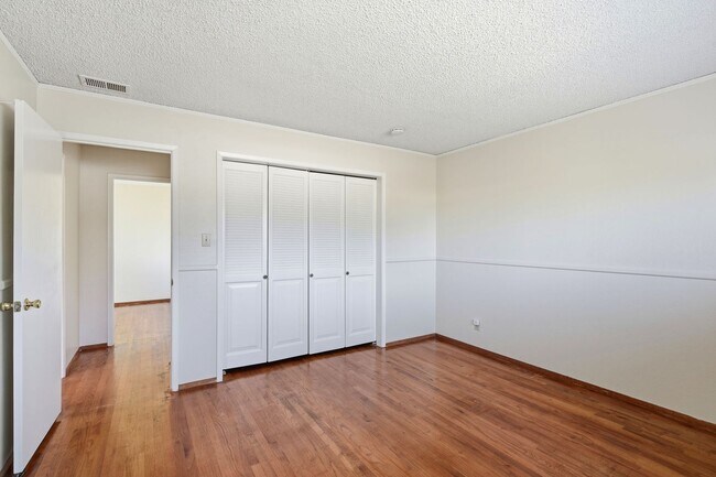 Building Photo - 5880 Taormino Ave