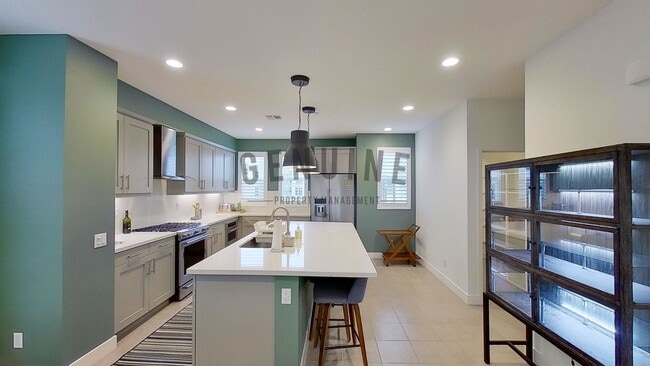 Building Photo - Coming Soon: Beautifully Furnished 3Bd 3.5Ba Condo in Costa Mesa