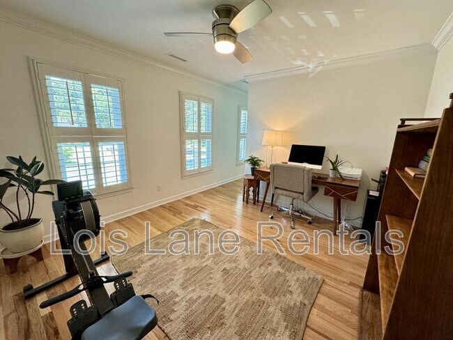 Building Photo - 978 Mooring Dr