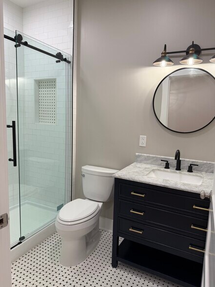 Building Photo - 620 Cumberland St