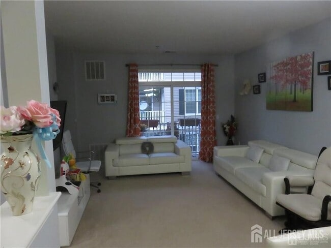 Building Photo - 2221 Edward Stec Blvd