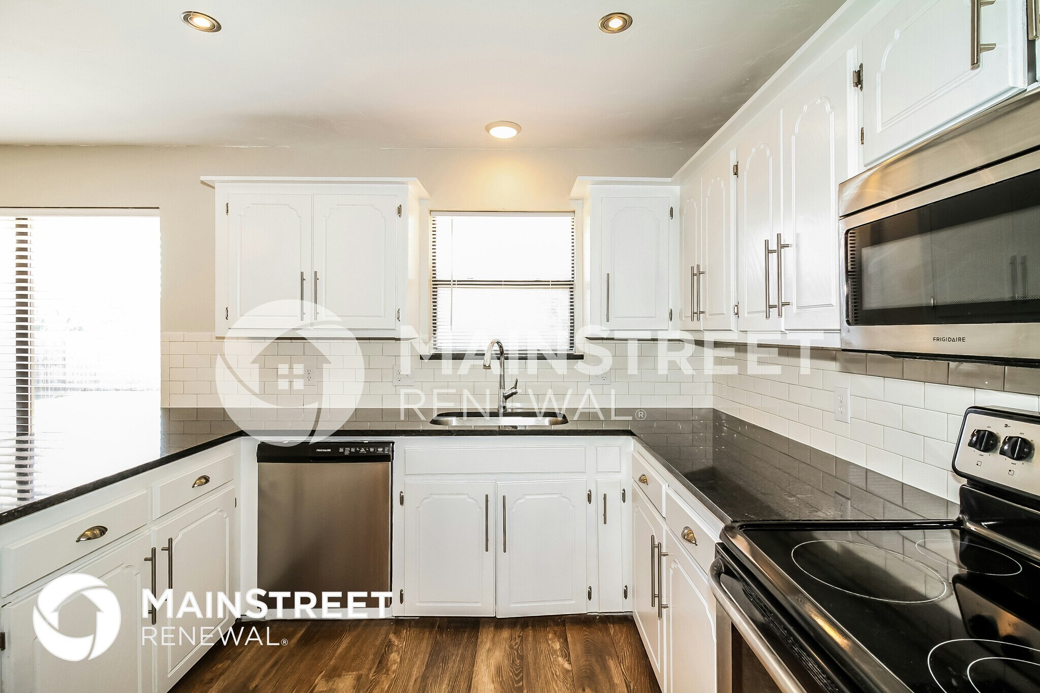 Building Photo - 1113 Countrywood Ln