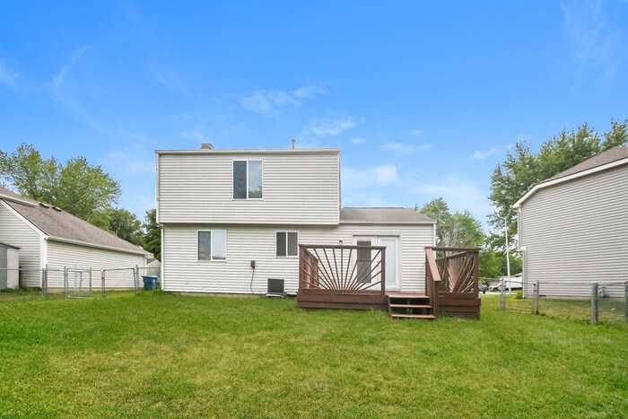 Building Photo - 907 Coolee Ln