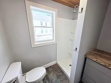 Building Photo - 75 Valley St