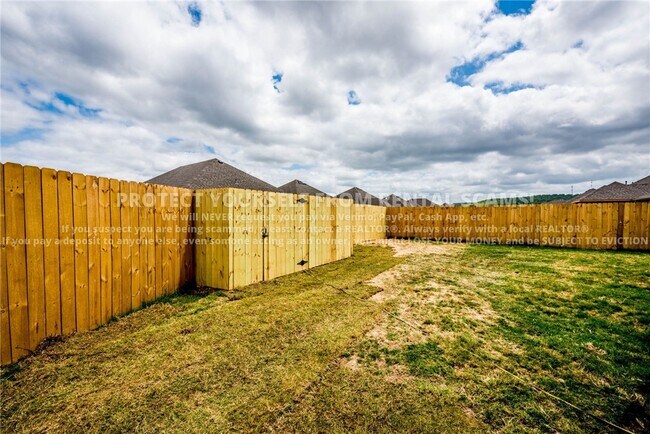 Building Photo - 4456 W Wales Dr