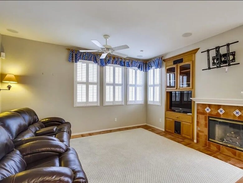 Building Photo - 11779 Westview Pky