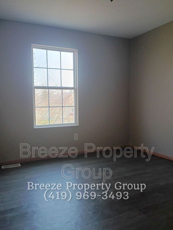 Building Photo - 326 Wirt St