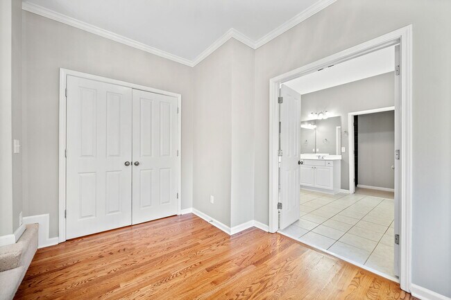 Building Photo - 521 Wooded Mountain Trail