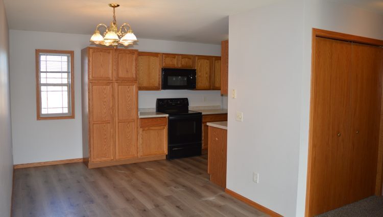 Building Photo - 397 Country Clover Dr