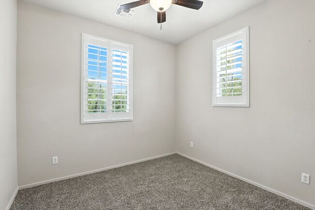 Building Photo - 3570 S Winter Lane #102
