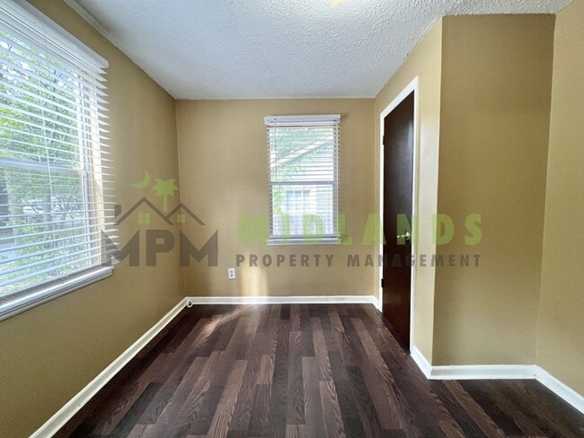 Building Photo - 2304 Ervin St