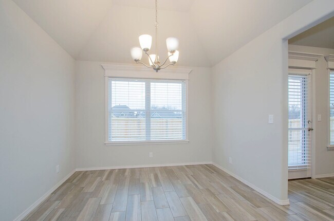 Building Photo - 4 Bed, 2.5 Bath, 3 Car Garage Beauty In Desirable Brighton Village In BA!