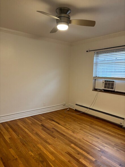 Building Photo - 5519 5th Ave