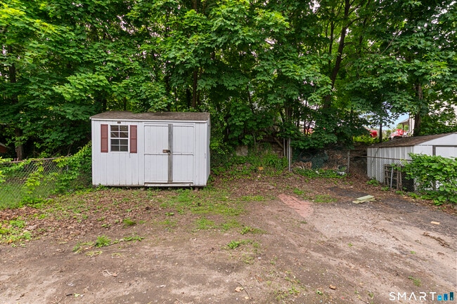 Building Photo - 196 Farren Ave