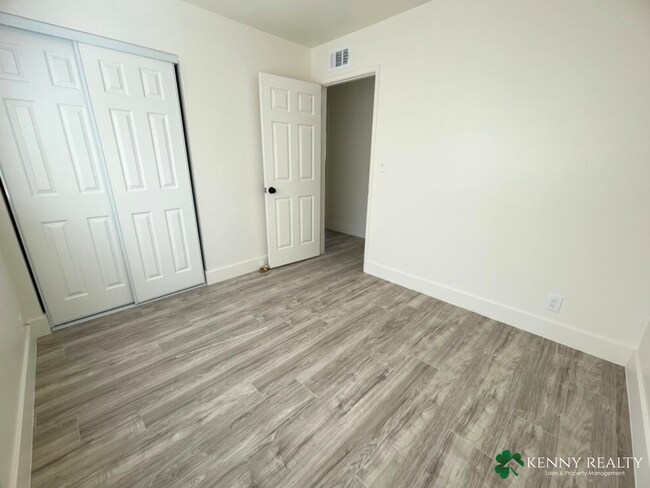 Building Photo - 4 Bedroom, 2 Bathroom Home in Foster City with Large Yard