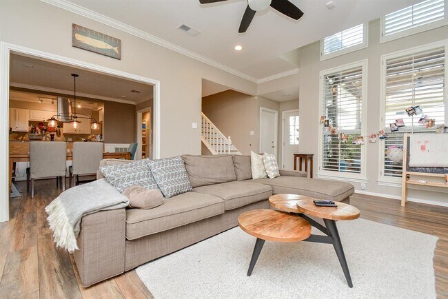 Building Photo - 2600 Nantucket Dr