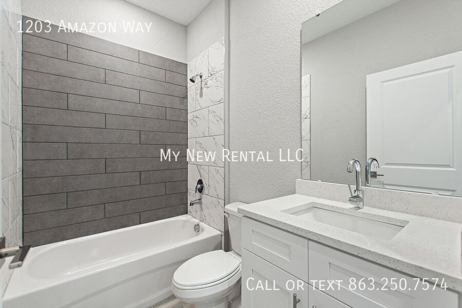 Building Photo - 1203 Amazon Way