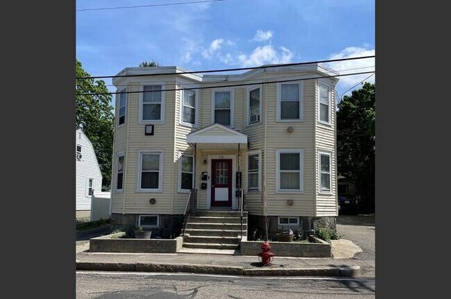 Primary Photo - 38 Water St
