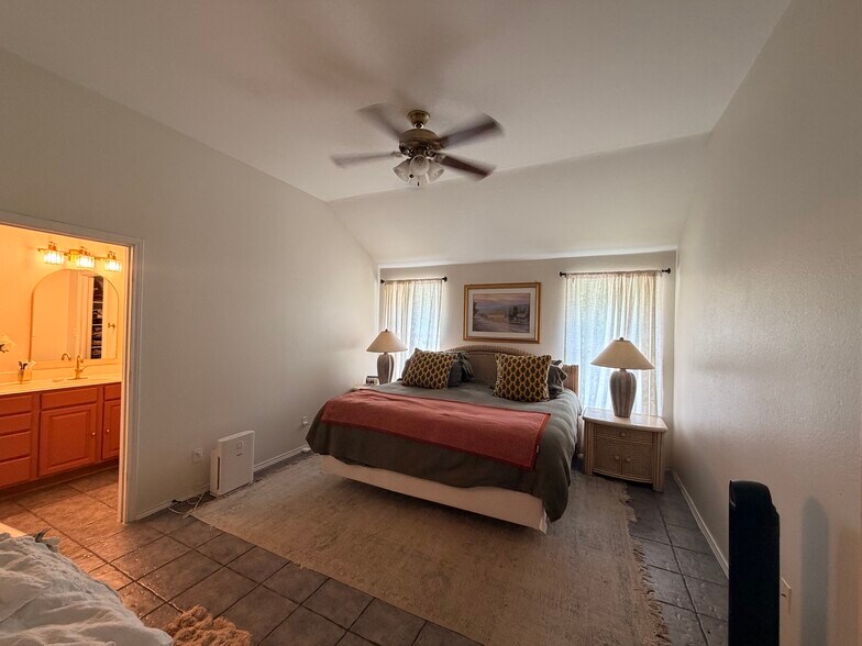 Building Photo - 1706 Red Rock Cv