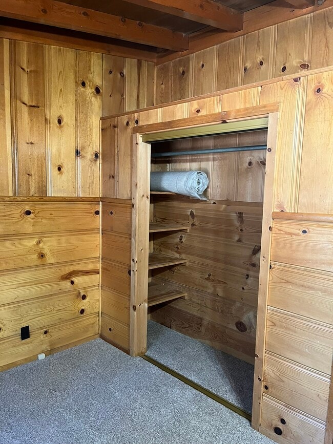 Building Photo - 3066 Oakland Ave